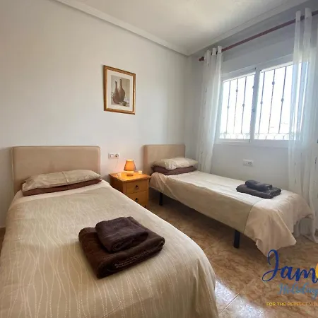 La Cinuelica, R3 1st Floor Com Pool L129 Lejlighed Torrevieja