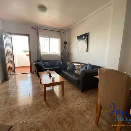 La Cinuelica, R3 1st Floor Com Pool L129 *