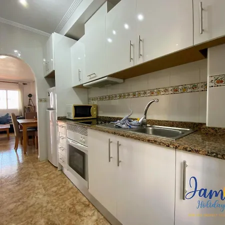 Апартаменты La Cinuelica, R3 1st Floor Com Pool L129 Торевьиа