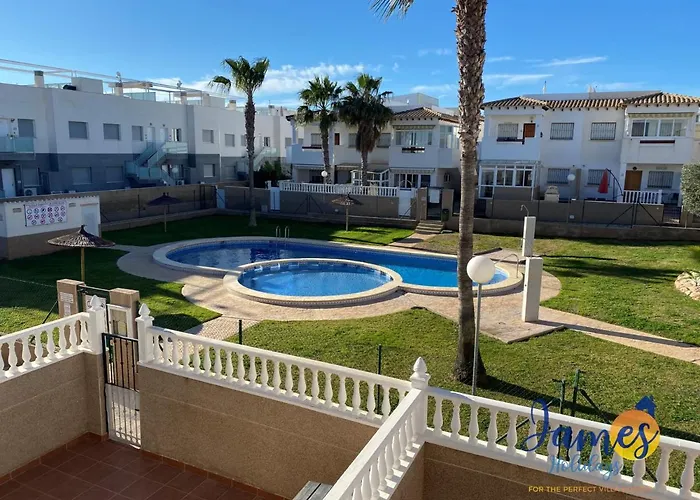 La Cinuelica, R3 1st Floor Com Pool L129 Daire *